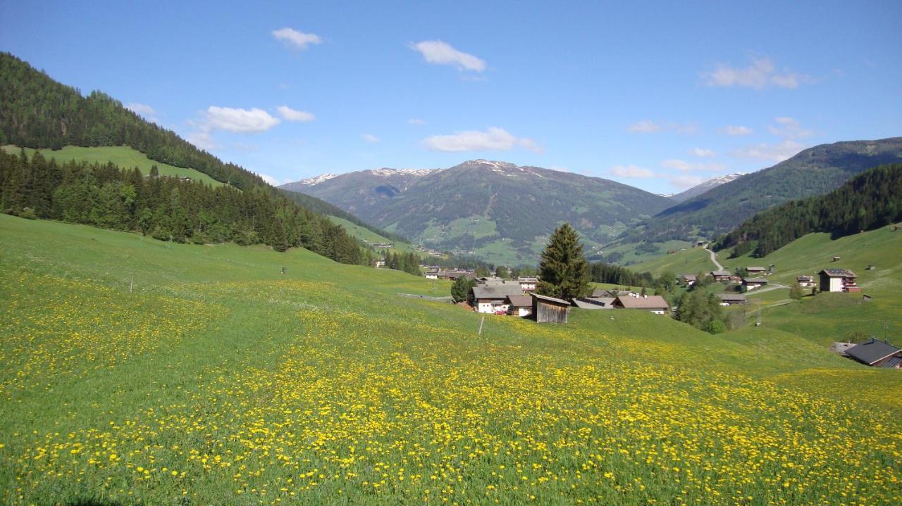 Haus Annemarie Apartments Kartitsch - Hochpustertal Bagian luar foto