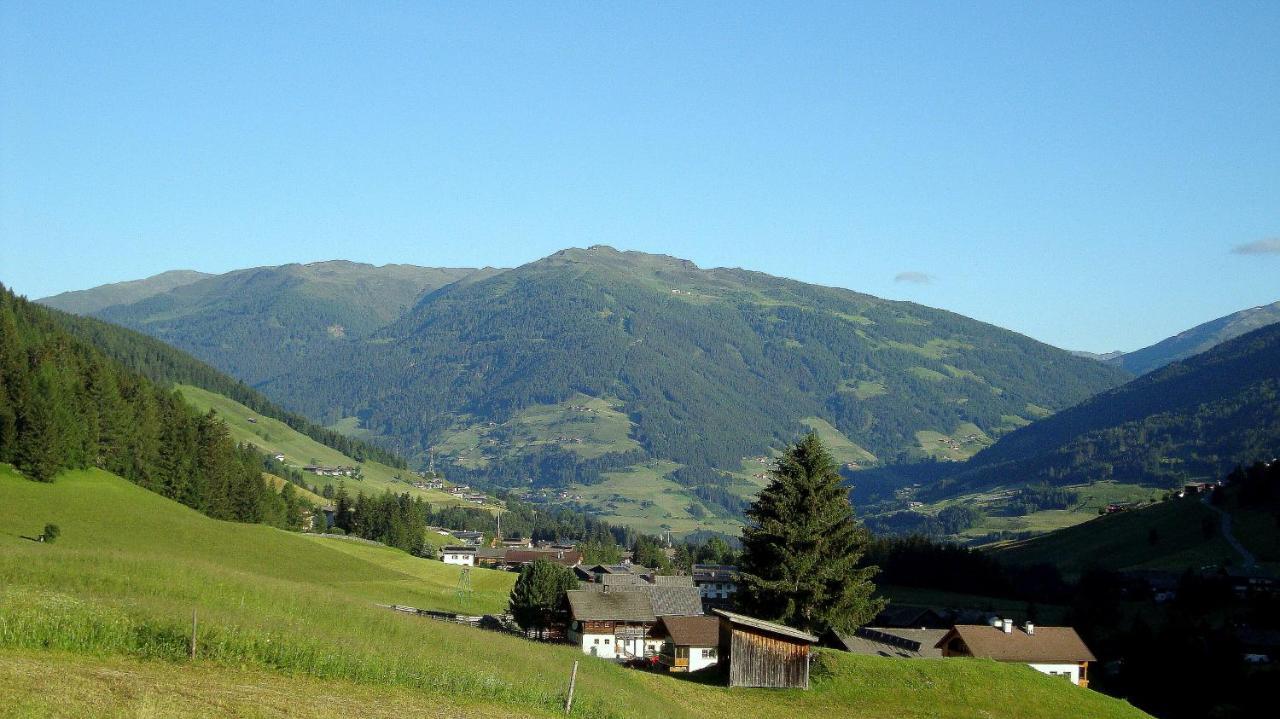 Haus Annemarie Apartments Kartitsch - Hochpustertal Bagian luar foto