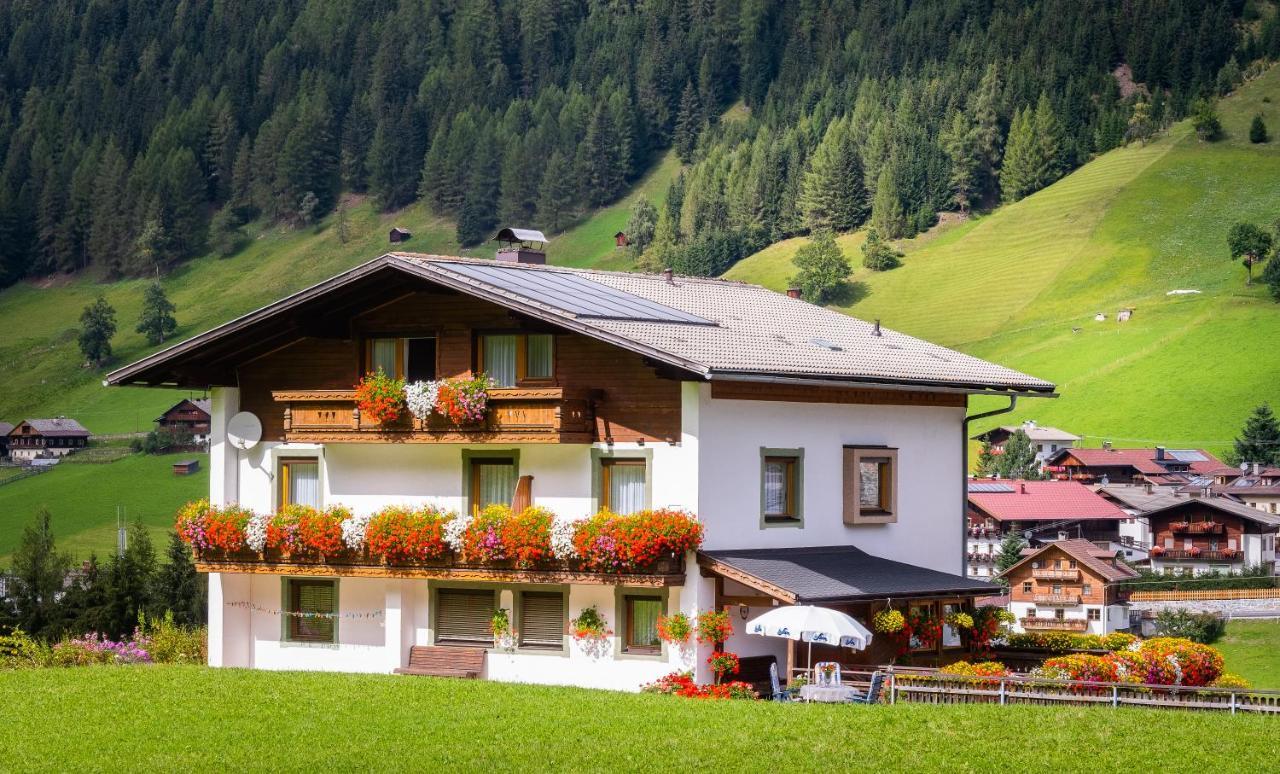 Haus Annemarie Apartments Kartitsch - Hochpustertal Bagian luar foto
