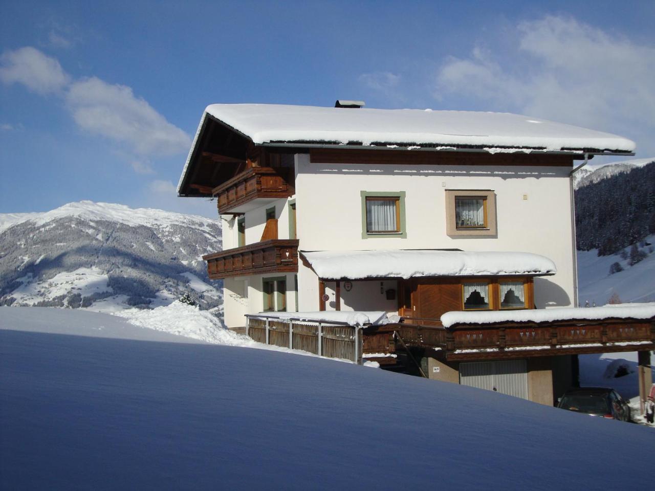 Haus Annemarie Apartments Kartitsch - Hochpustertal Bagian luar foto